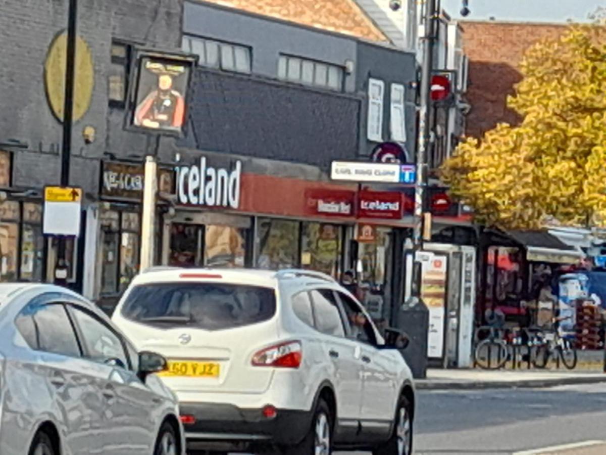 Apartments Heathrow - Hounslow Cranford エクステリア 写真
